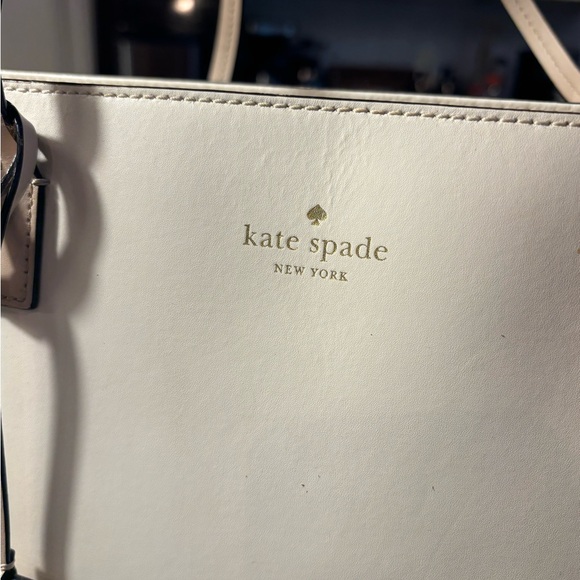 Kate Spade White and Tan Tote Bag and Wallet Set - Picture 2 of 12